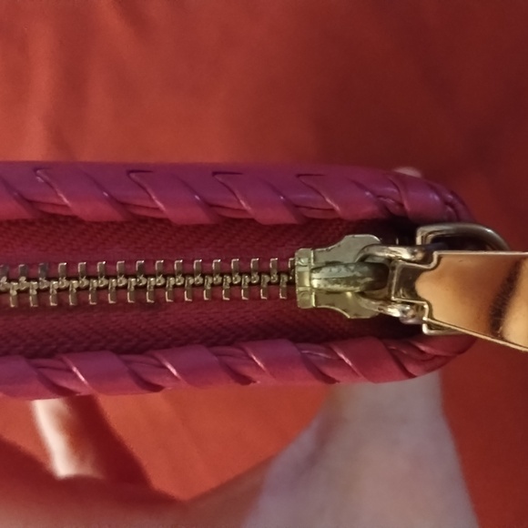 Tory Burch hot pink leather wallet - Picture 10 of 11